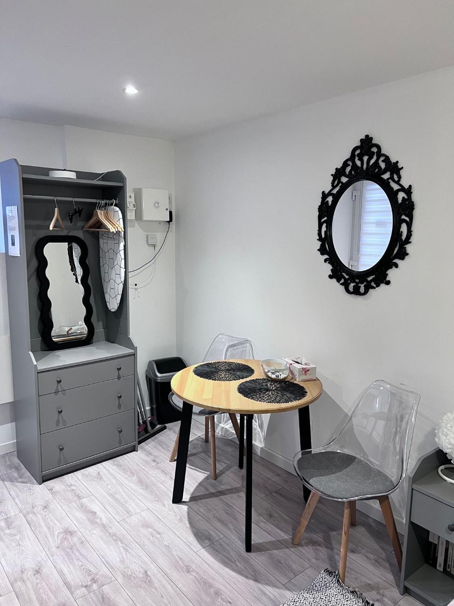 Le Patcho Charmant Studio Confortable & Chaleureux , Idealement Situe Proche Centre Ville Quartier Neustadt Tribunal, Contades Страсбург Экстерьер фото